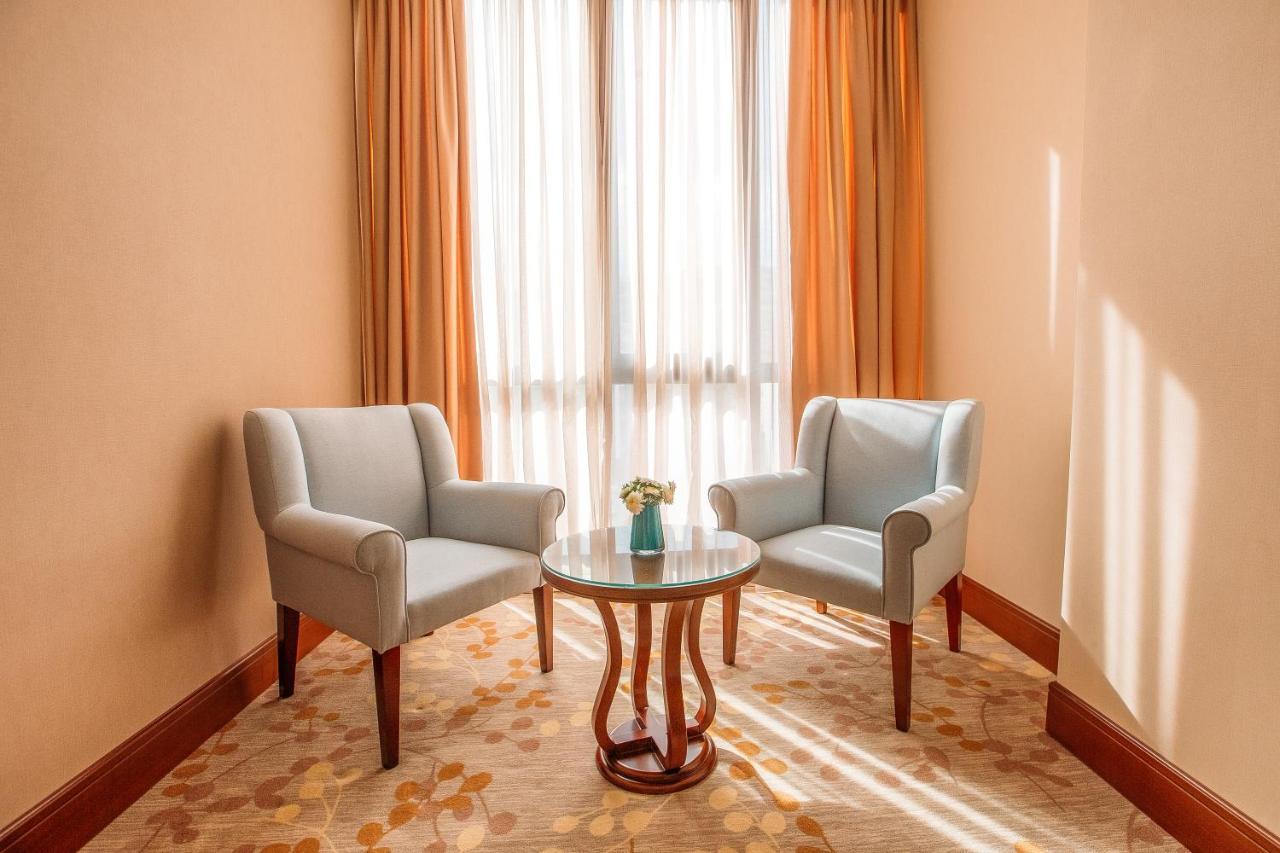 Horizont Hotel Tbilissi Extérieur photo